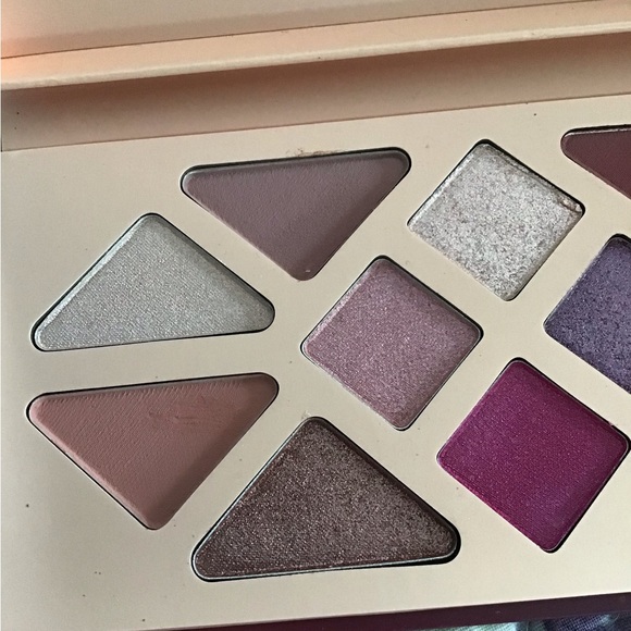 Athr Beauty Manifest eyeshadow palette New In Box Vegan Eco-friendly - Picture 3 of 3